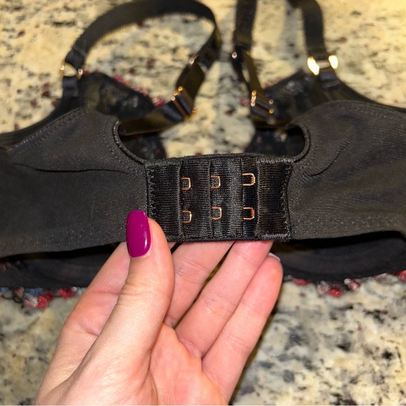 Bra - Picture 5 of 6